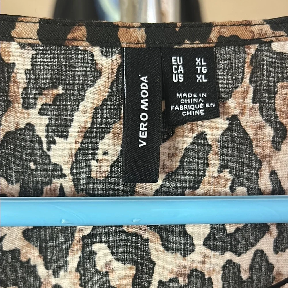 Vero Moda Black and Brown Leopard Print Blouse - Picture 4 of 7